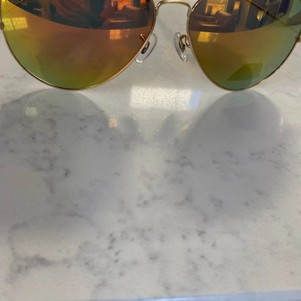 Coyote sunglasses make & female. Brand new